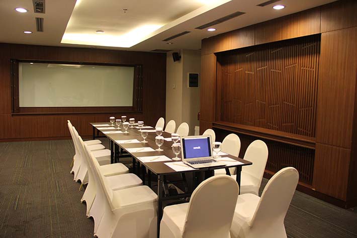 paket-meeting-di-aston-pluit-hotel-and-residence,-tulip-room-1