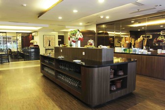 photo of ONYX Restaurant, BW Kemayoran Hotel & Convention 4 1