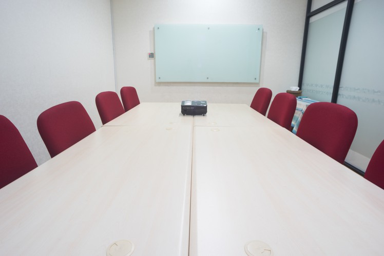 ruang-meeting-di-grogol-petamburan-jakarta-barat-apl-tower-medium-meeting-room-apl-tower-3