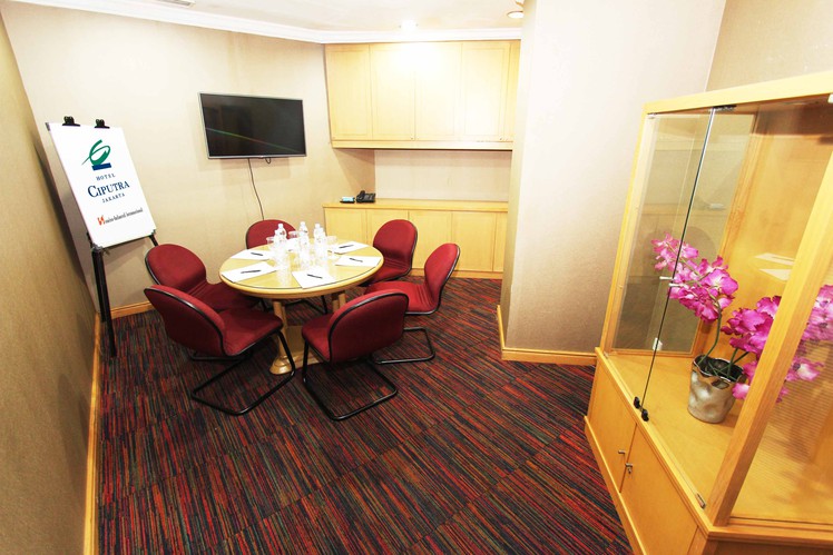 paket-meeting-di-hc-space-grogol,-business-center-room-0