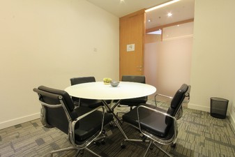 photo of IDX Meeting Room, Lt. 17, Bursa Efek Indonesia SCBD 5 3