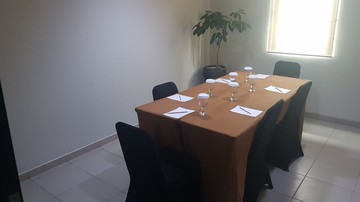 photo of Ruangan VI, Lemo Hotel Serpong 4 1