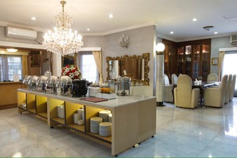 photo of Chateau D Arimibi, Arimbi Pejaten Suites 1 0