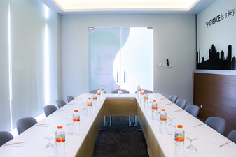 Cleo Business Hotel Jemursari, Cleo Business Hotel Jemursari, Ford - 2