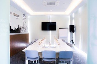 Cleo Business Hotel Jemursari, Cleo Business Hotel Jemursari, Ford - 3