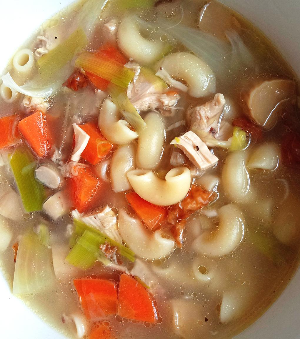 Chicken, Tomato and Macaroni Soup YoRipe