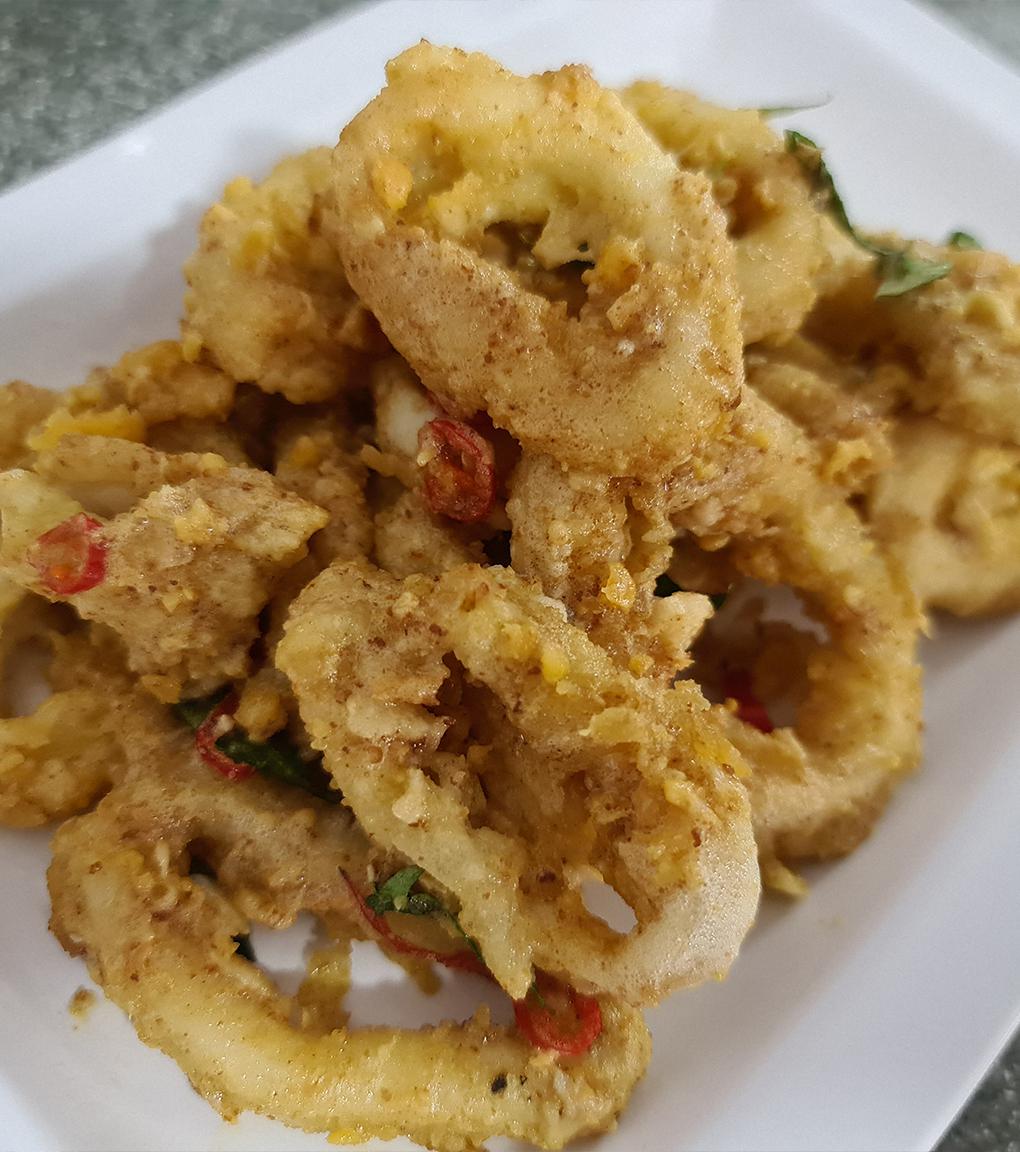 Salted Egg Calamari YoRipe