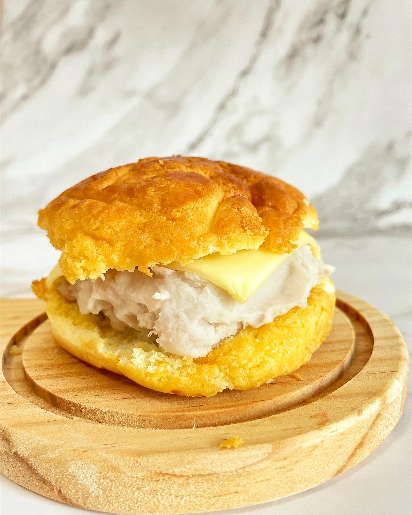 Cheesy Polo Bun with Orh Nee YoRipe