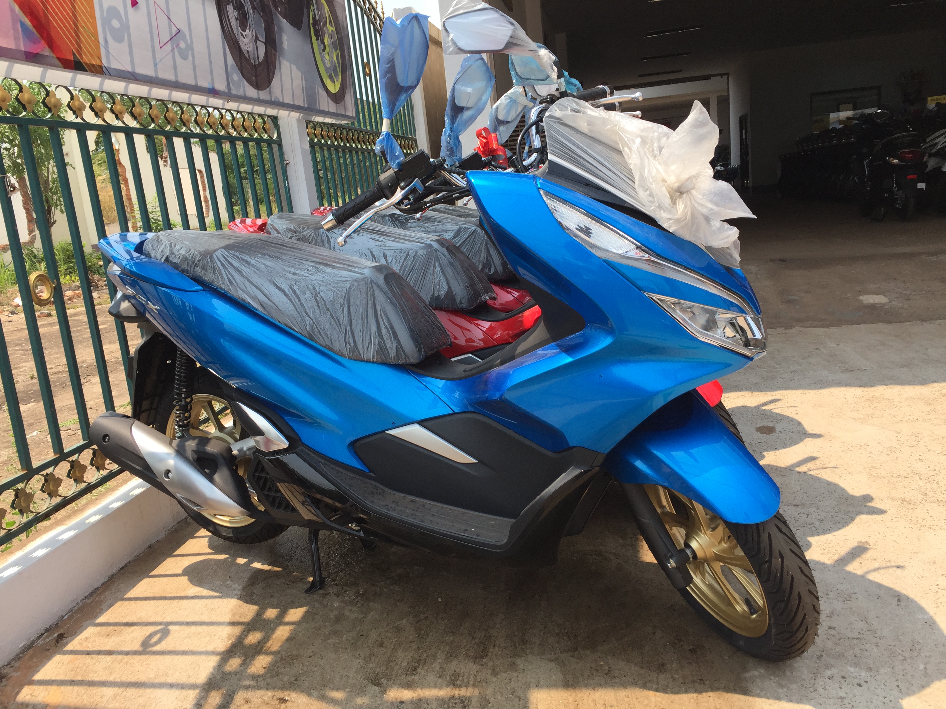 二手honda Pcx 150 出售于xaysetha Vientiane Capital Id