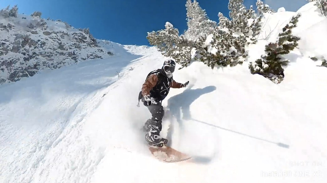 insta360 x3 action camera me mode