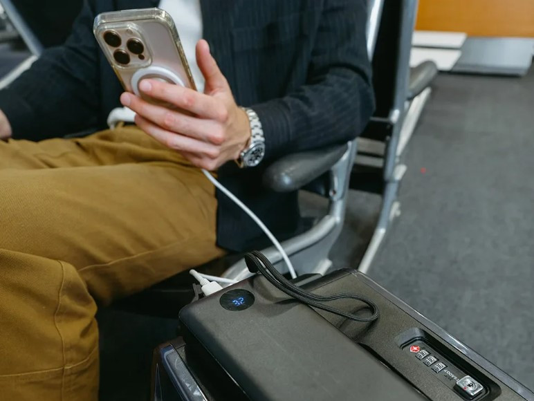 AOTOS L2 malaysia  powerbank