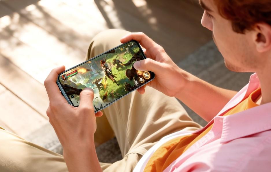 realme 16T 5G Malaysia 1200nit high brightness display