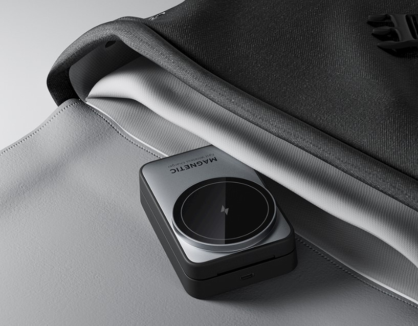 Rocoren Mag Pro Magnetic Folding Vertical 3-in-1 wireless charger malaysia portable